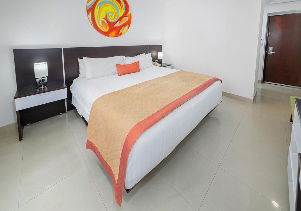 Hotel Mexico Plaza Irapuato Extérieur photo